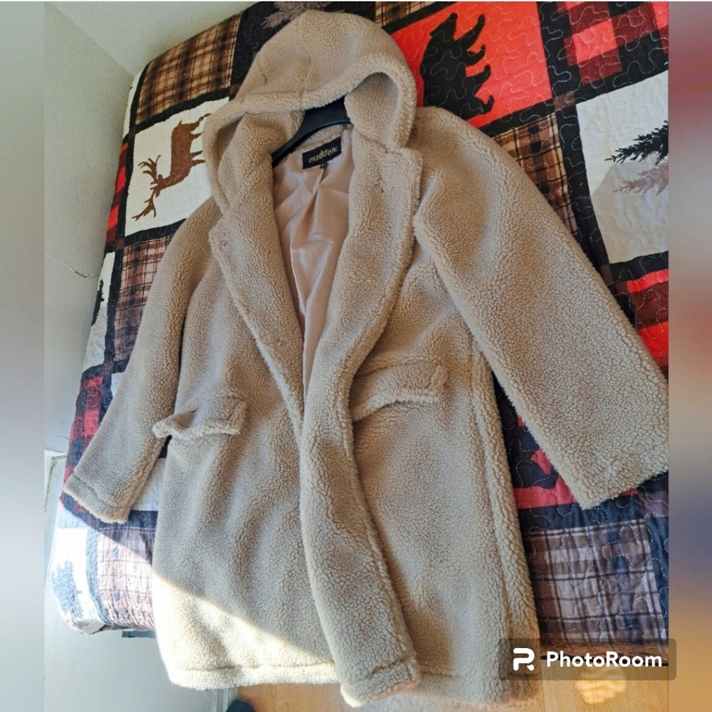 Teddy Coat - Picture 2 of 6